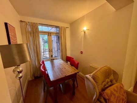 13 Ashley Avenue, Belfast, BT9 7BT - Photo 2