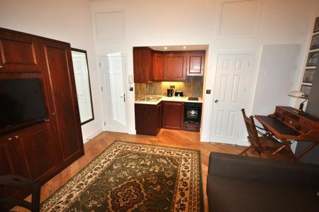 Flat 04 Cartwright Gardens, Bloomsbury WC1H 9EH - Photo 3