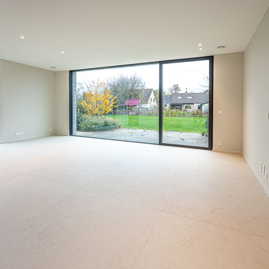 Moderne, energiezuinige nieuwbouwwoning - Photo 1