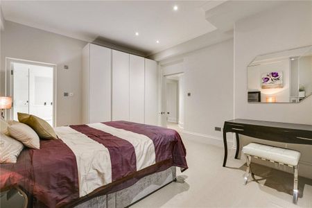 1 bedroom flat in South Kensington - Photo 4