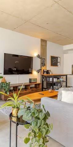 2 1/2 - Montréal (Ville-Marie (Centre-ville)) - 2 900 $/mois - Photo 1