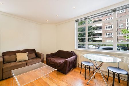 One Bedroom Apartment in the Heart of Chelsea - Photo 3