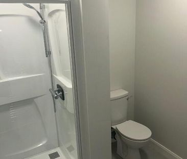 Unit 5, 7 Elmwood Avenue, Lisburn Road, Belfast, BT9 6AZ - Photo 1