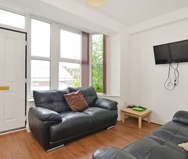 3 bedroom terraced house to rent - Photo 2