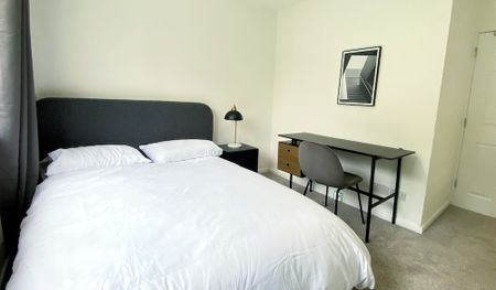 4 Bed Terraced House, Metchley Drive, B17 - Photo 4