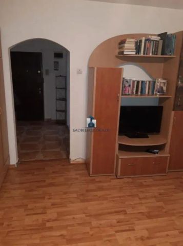 Inchiriere Apartament 3 Camere Decomandat Brancoveanu-Dorohoi - Photo 2