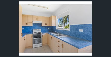 BURSTING WITH NEW ENERGY - Photo 4