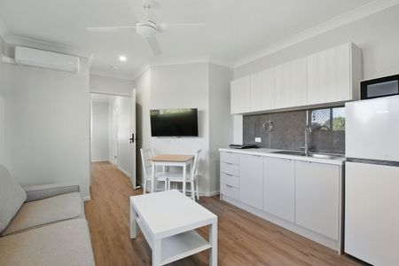 34, Jillian Place, QLD, Wynnum West - Photo 2