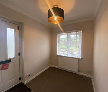 4 bedroom semi-detached house to rent - Photo 3