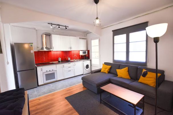 Carrer de les Penedides, Barcelona, Catalonia 08001 - Foto 1