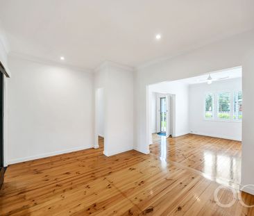 Open the Door to Light, Comfort & Everyday Convenience - Photo 2