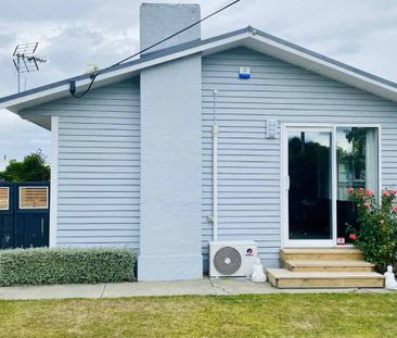 Fully furnished, lawns & internet included in rent! - Photo 5