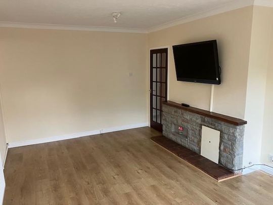 2 bedroom bungalow to rent - Photo 1