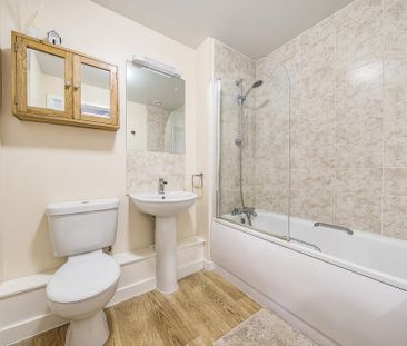 1 bedroom flat to rent - Photo 6