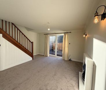 2 bedroom terraced house to rent - Photo 2
