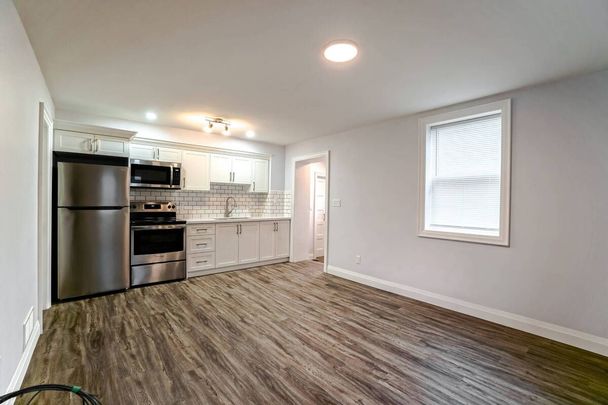 For Lease - 865 Simcoe Street Unit# Unit 2, Oshawa, Ontario - Photo 1