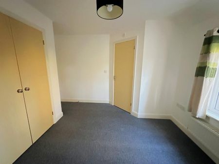 2 bedroom semi-detached house to rent - Photo 5