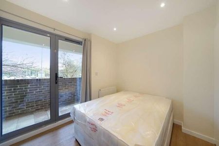 Platinum Court, Cephas Avenue, Stepney Green, E1 - Photo 2