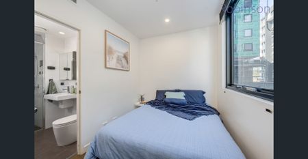 Fully Furnished 'Arena' One Bedroom Apartment Across From Newcastle Beach - Photo 4