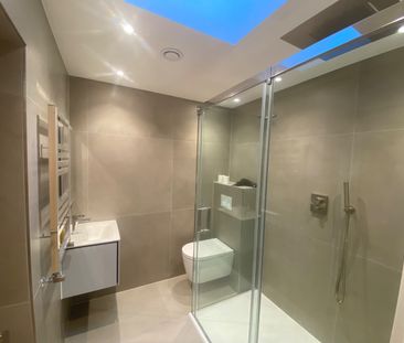 Room in a Shared House, Dorset Road, SW19 - Photo 2