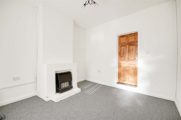 2 Bed Terraced House For Rent - Photo 1