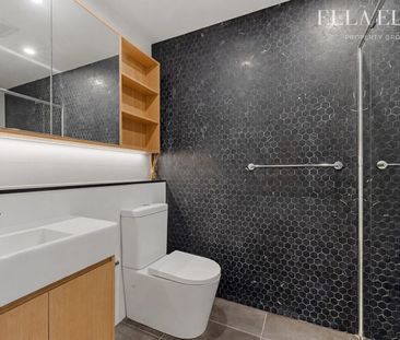 Stylish Executive Apartment | Central Location - Photo 4