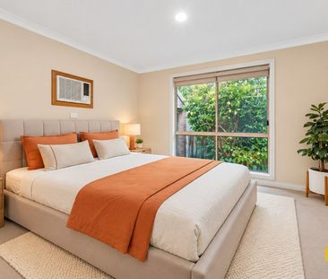Spacious Family Living with Two Living Areas in Narre Warren South - Photo 4