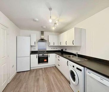 Sparrowhawk Crescent, Hardingstone, NN4 - Photo 6