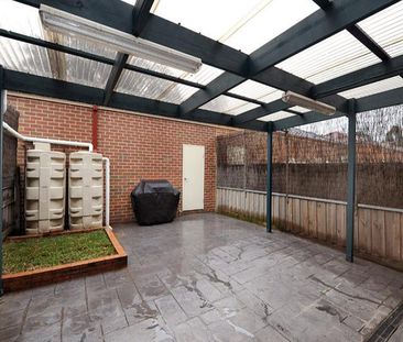 AN IMMACULATE 3 BEDROOM TERRACE HOME - Photo 2