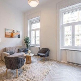 Jókai utca - Fotó 1