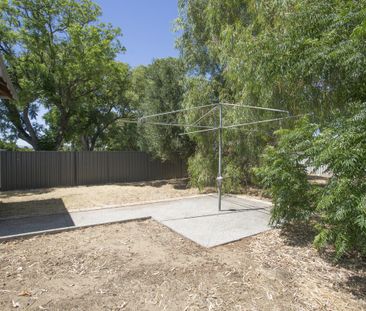 Cute 3 Bedroom House - Photo 3