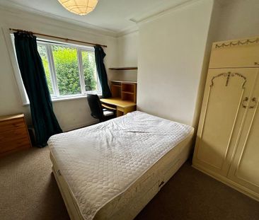 8 bedroom house to rent - Photo 3