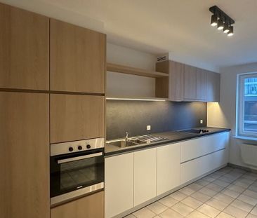 Appartement te huur in Oostende voor € 905 met 2 slaapkamers - Photo 3