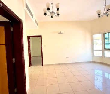 3 BR Family-Friendly Villa in Mirdif Villas - Photo 3