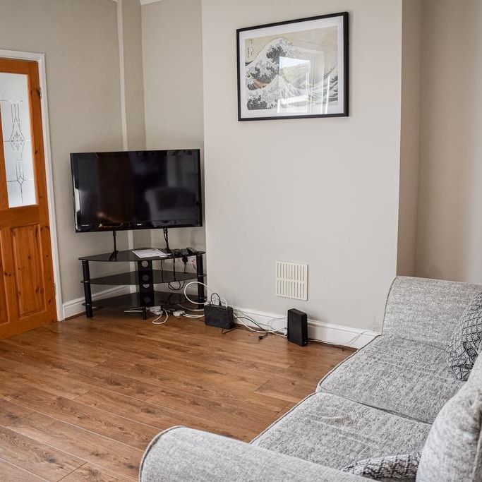 3 bedroom terraced house to rent - Photo 1