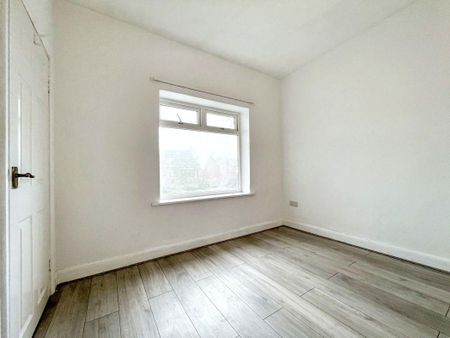 2 bed bungalow to rent in SR8 - Photo 3