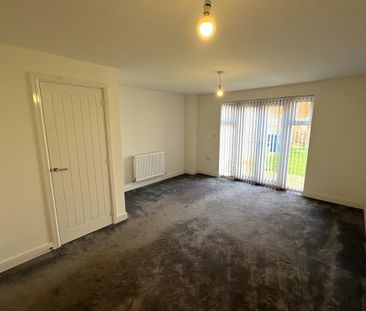 2 bedroom terraced house to rent - Photo 2