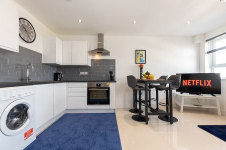 2 Bed Flat, Atlantic Mansion, SO14 - Photo 3