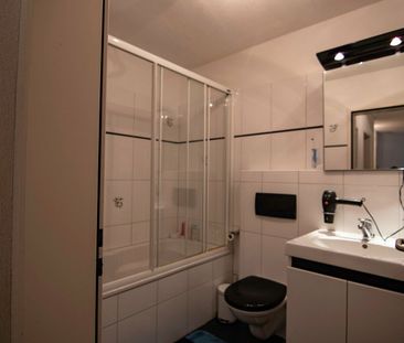 Möblierte 2,5-Zimmer-Wohnung mit eigener Waschküche - Photo 2