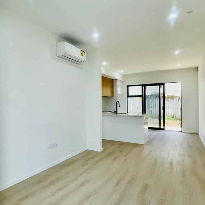 CONIFER GROVE, 4 BEDROOMS - Photo 1