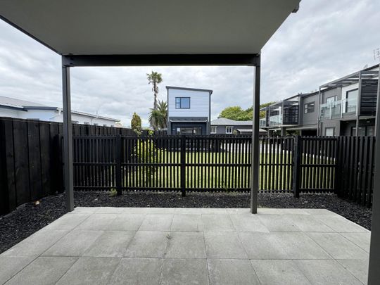 1/7 Russell Road, Manurewa - Photo 1