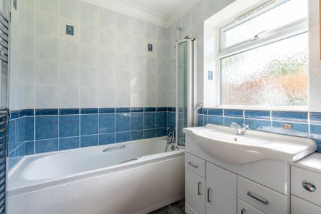 2 bedroom terraced house to rent - Photo 5