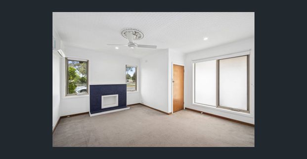 Beautifully Presented Brick Home in Prime East Geelong Location - Photo 1