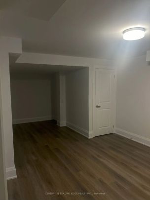 Detached Home For Lease | N9247650 - Photo 1