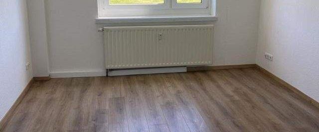 Himmlische Dachwohnung in herrlicher grüner und ländlicher Umgebung! - Foto 1