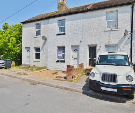 2 bedroom terraced house to rent - Photo 2