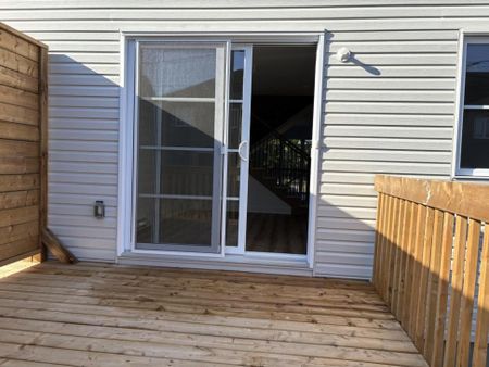 Maison à étages à louer - Saint-Eustache (Nord Est) Maison à étages à louer - Saint-Eustache (Nord Est) - Photo 3