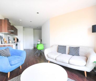 2 bedroom apartment to rent - Photo 2