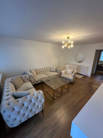 Utgårdsvägen, Handen - Photo 2