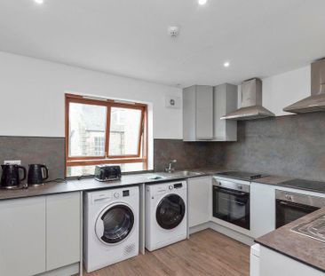 8 bedroom flat share to rent - Photo 3